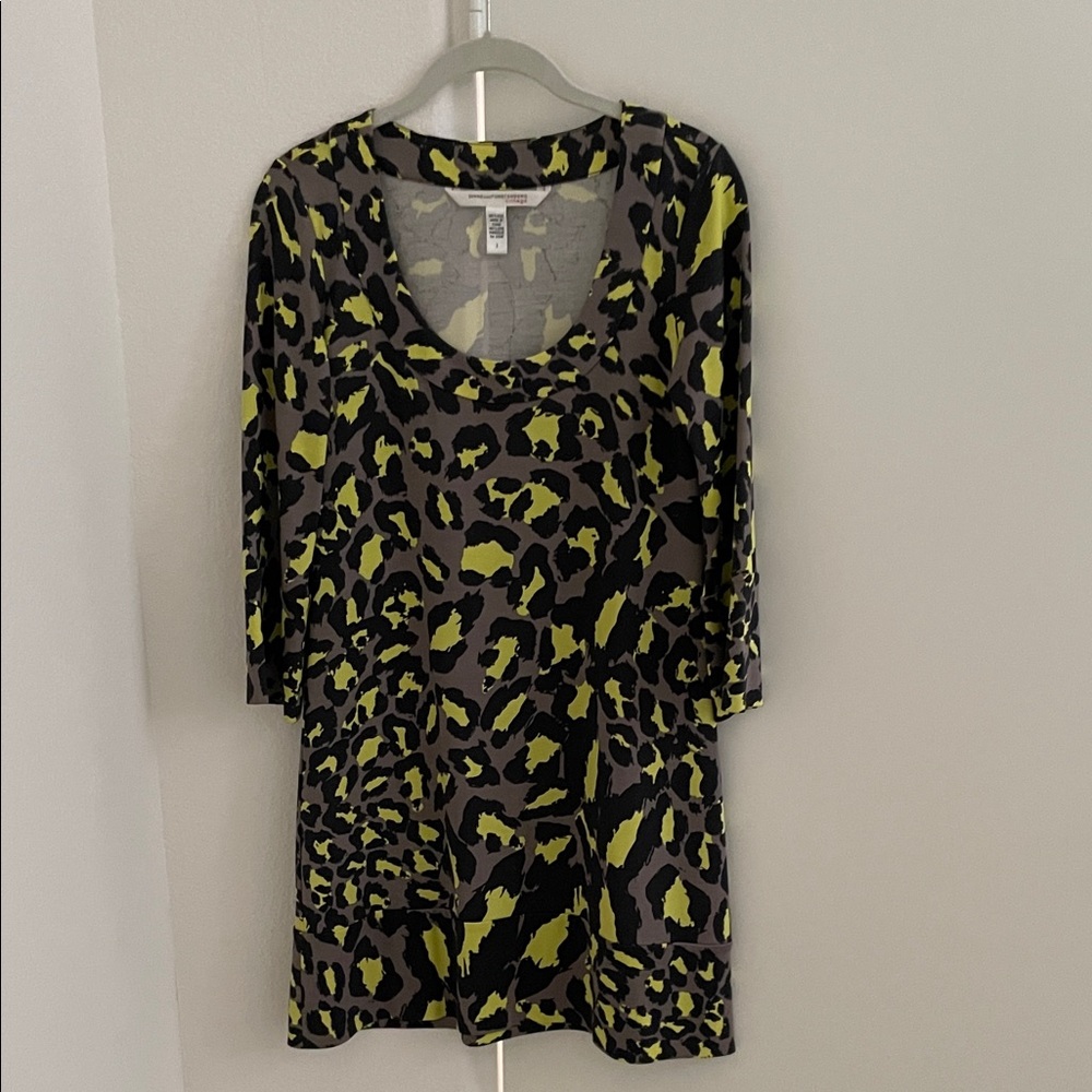 Diane Von Furstenberg Vintage Gray Black and Yellow Leopard Print Mini Dress